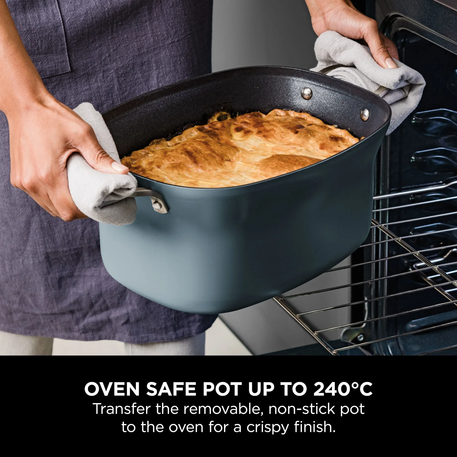 Oven-safe pot up to 240 degrees Celsius